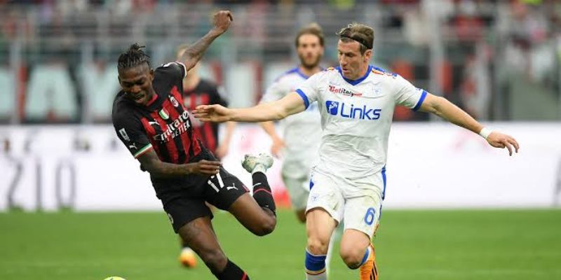 Nhận định phong độ cặp đấu AC Milan vs Lecce